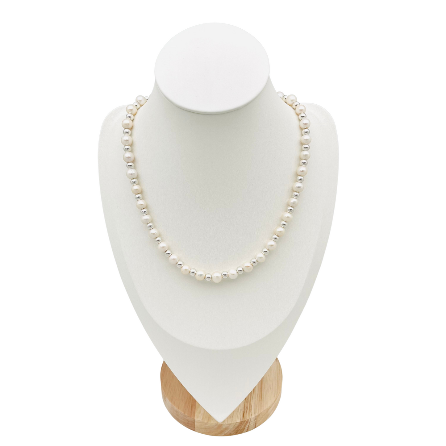 Pearl Beaded Necklace